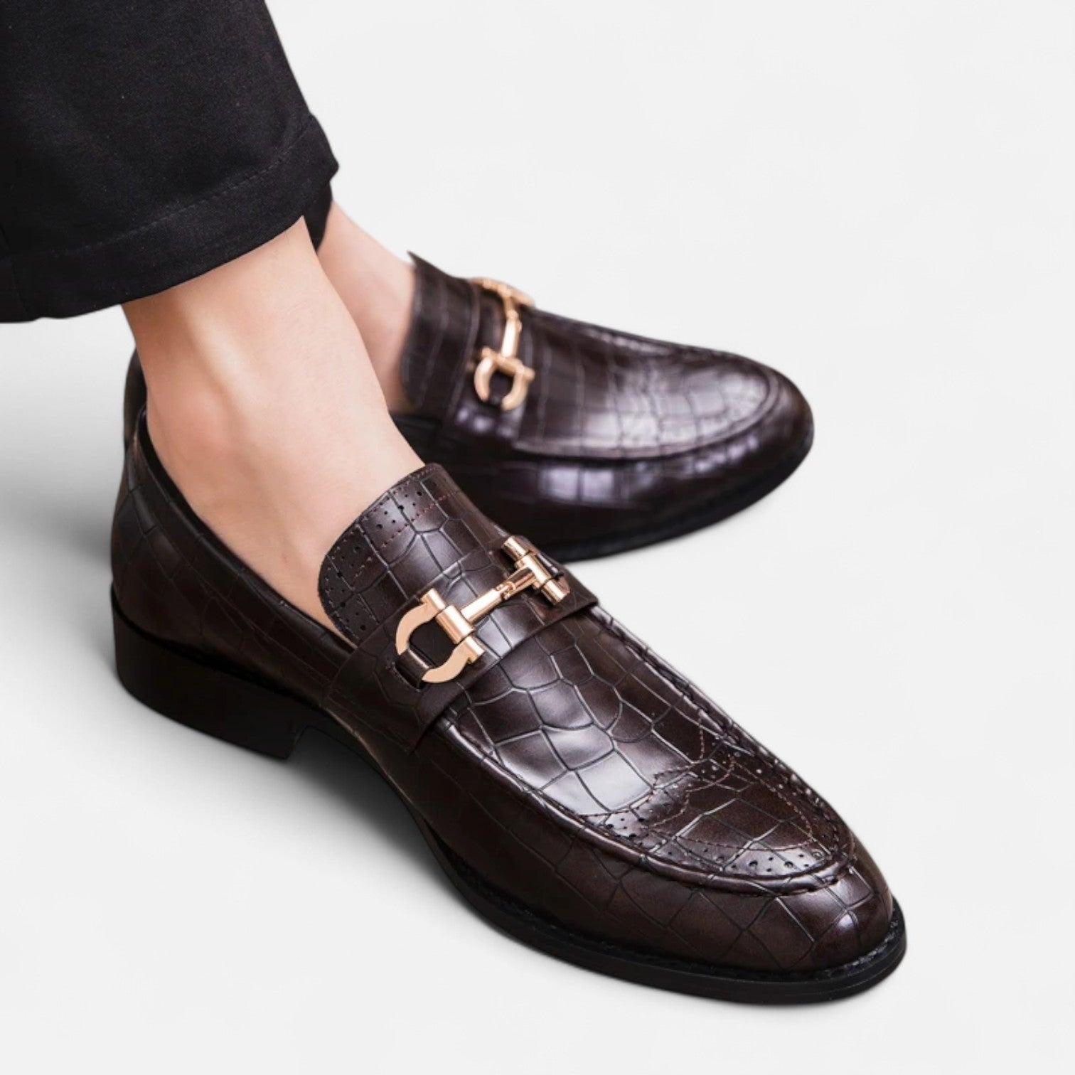 Mevassi | Men’s Patent‑Leather Pointed Slip‑On Loafers – Sophisticated Business‑Casual Footwear